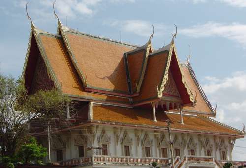 view of a wat from the boat