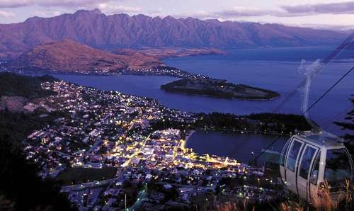 view from the Skyline gondola at dusk from www.skyline.co.nz