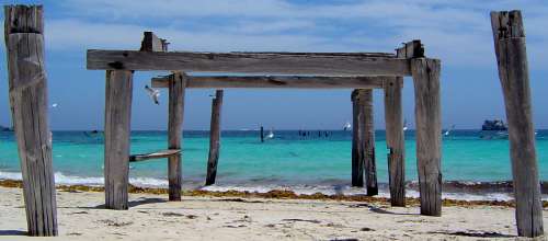 wooden structure on the beach at Hamlin Bay